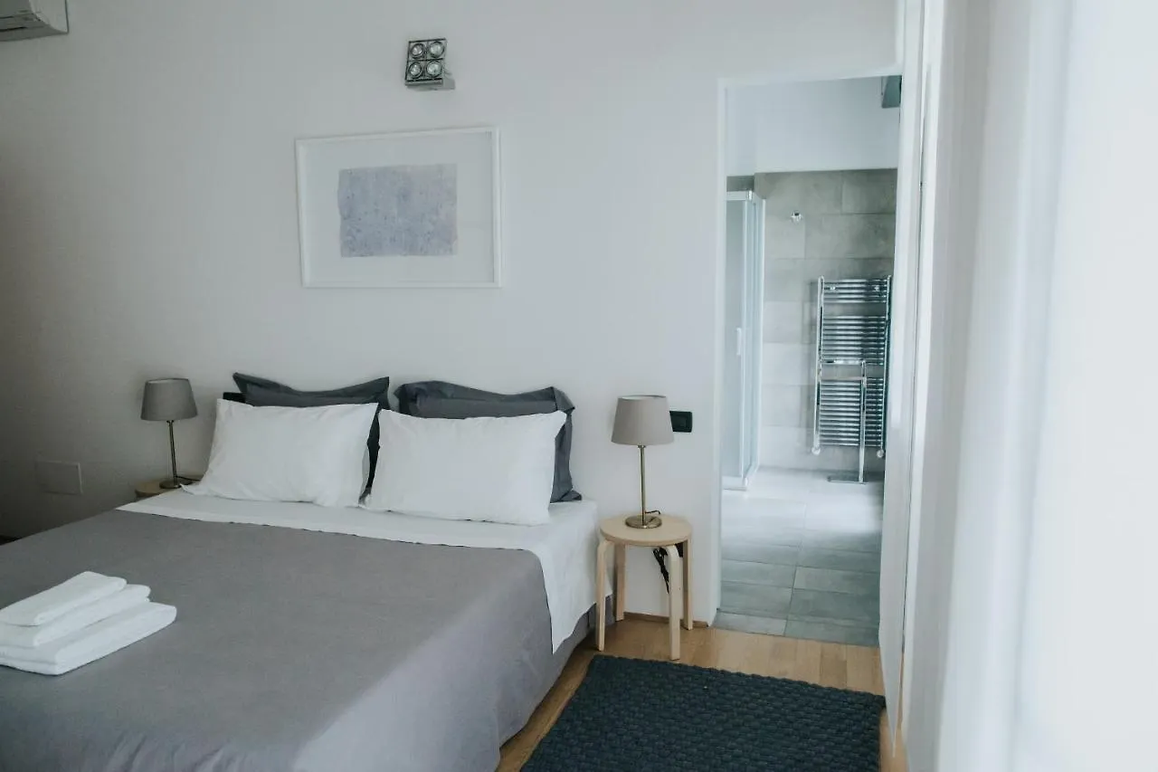 Knit B&B San Matteo della Decima 0*,